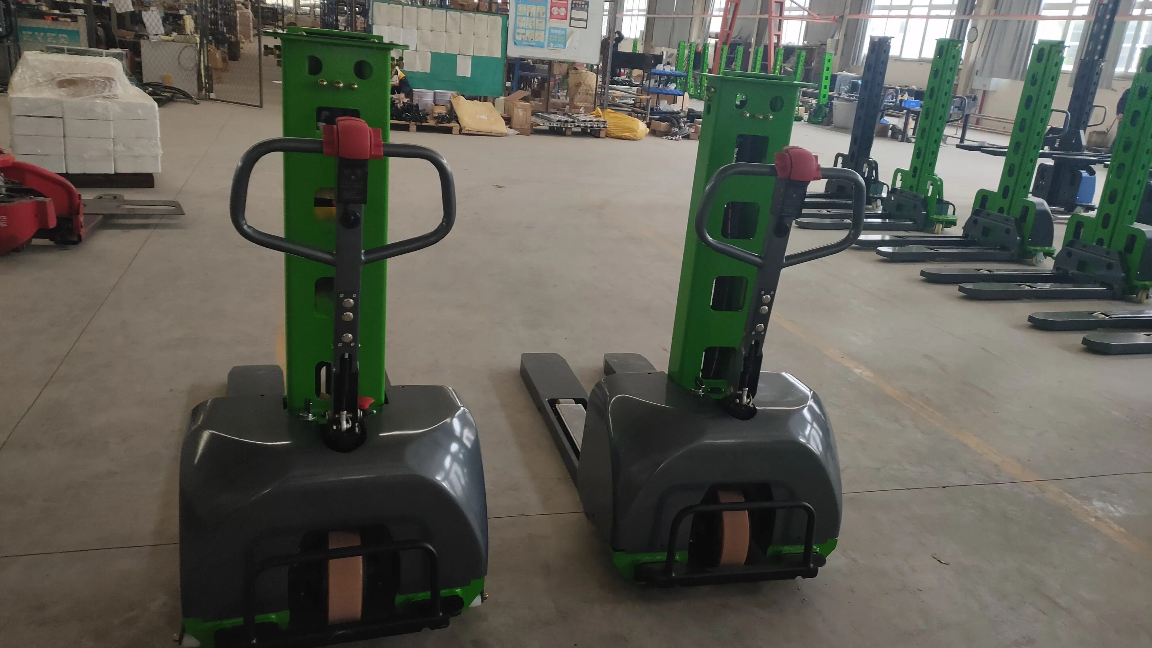 500kg Self Loading Portable Pallet Stacker Full Automatic Electric Operate