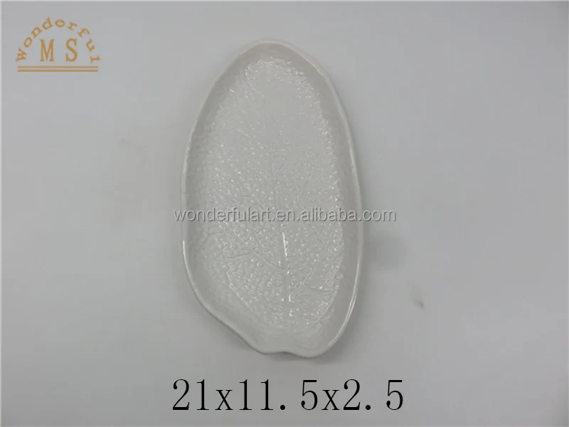 High Quality Leaf Shape Plate Irregular White Porcelain Dinner Plate Dish Tray Platter Tableware for Home Restaurant