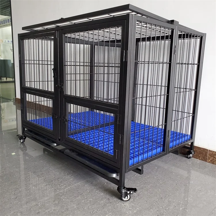dog house in steel