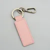 Carte en cuir rose