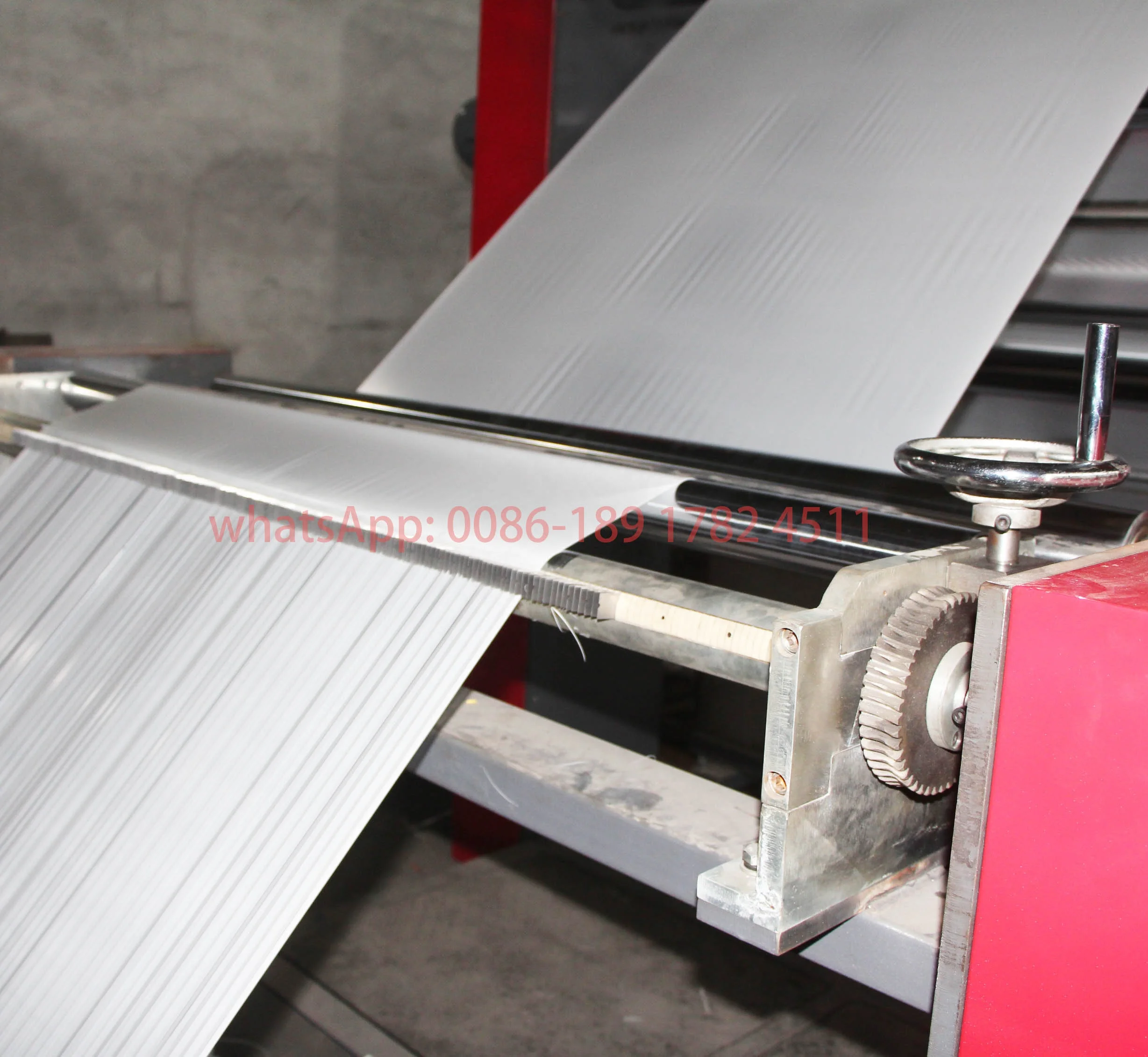 
 Линия ПП/ПЭ ленты-высокоскоростная машина для экструдирования плоской пряжи с намоточной машиной  