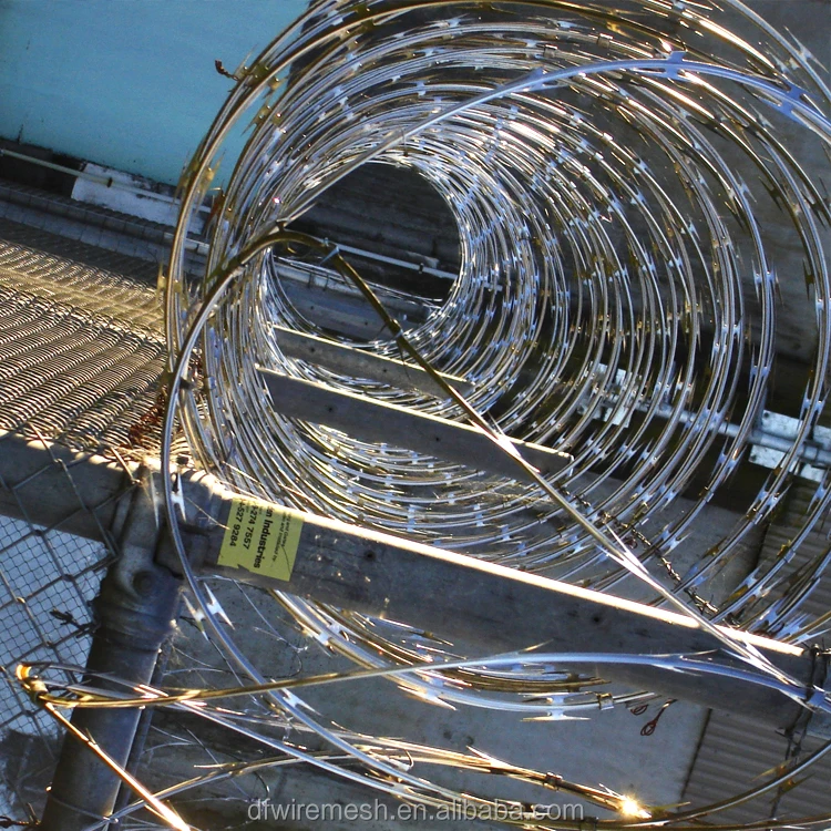 Mobile Razor Wire Security Barrier
