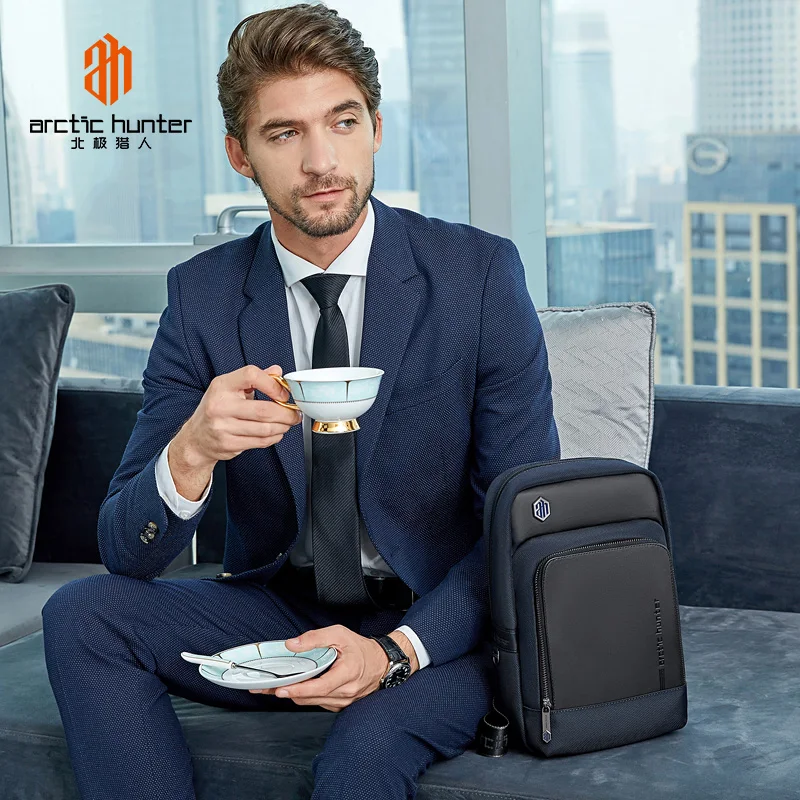 2021 Arctic Hunter Custom Black Microfiber Leather Crossbody Bag