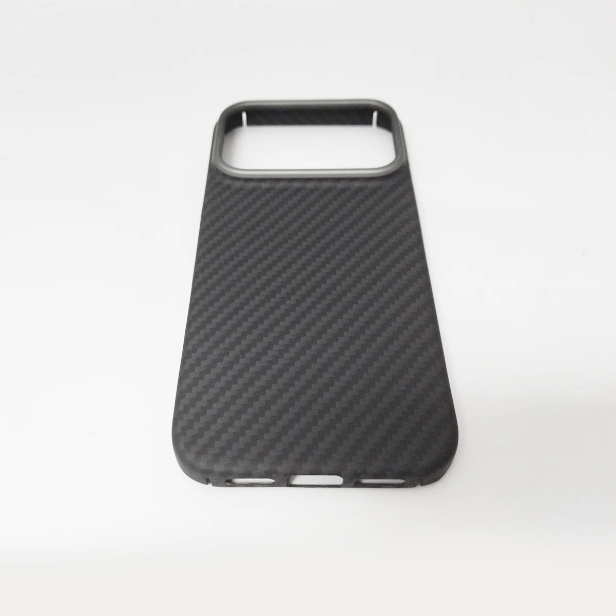 For iPhone 17 Pro/pro Max Carbon Fiber Textured Ultra-thin Full Cover Phone  case with Magnetic Carbon Fiber Mobile Phone Cases