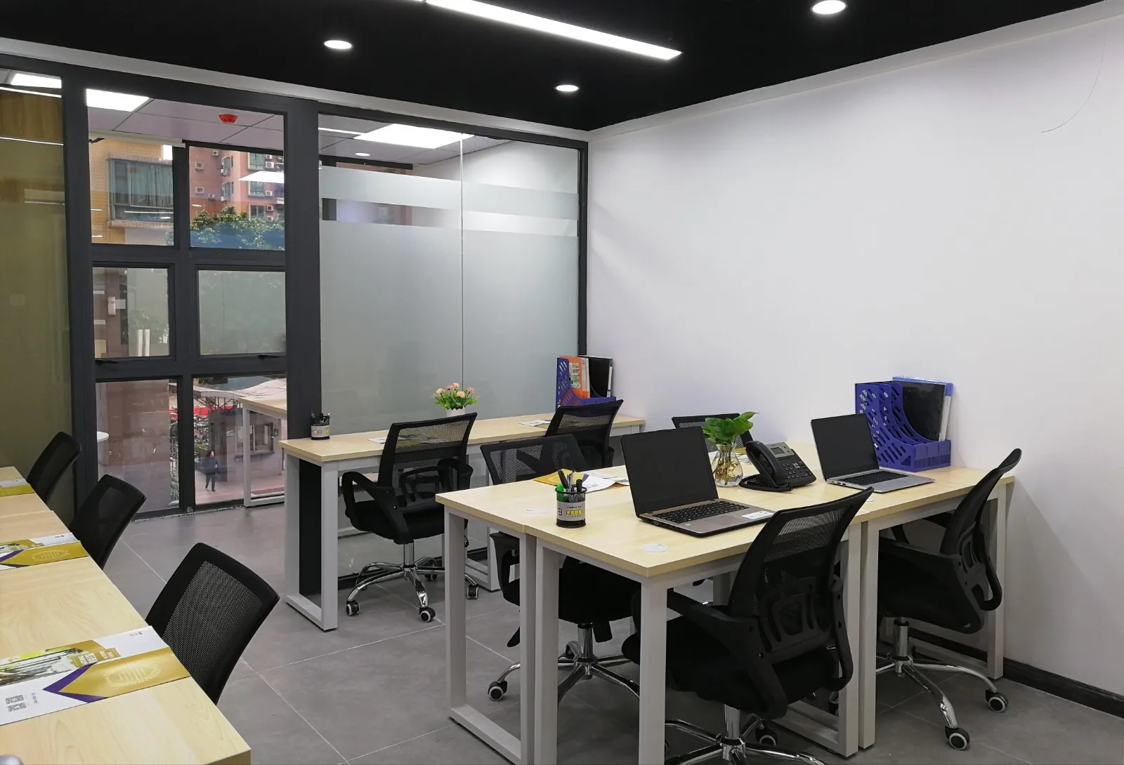 Hebei Jianran Trading Co., Ltd. 1