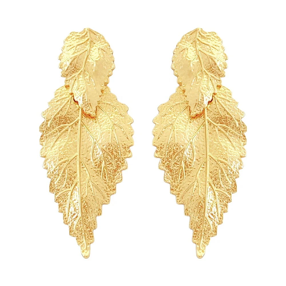 Wholesale Boho Gold Plated Alloy Fashion Earrings With Geometric Leaf Design Pearl and Diamond Hoop Earrings for Women