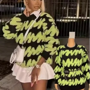 Viviblook Z1128TP01 Women's Casual Long Sleeve Terry Sweater Round Neck Thick Loose Pullover with Front Logo Knitted Jumper