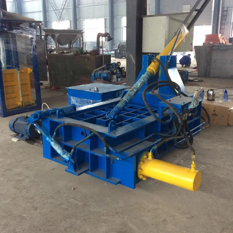 Горизонтальная гидравлическая машина для брикетирования металла/пресс-подборщик отработанного металла