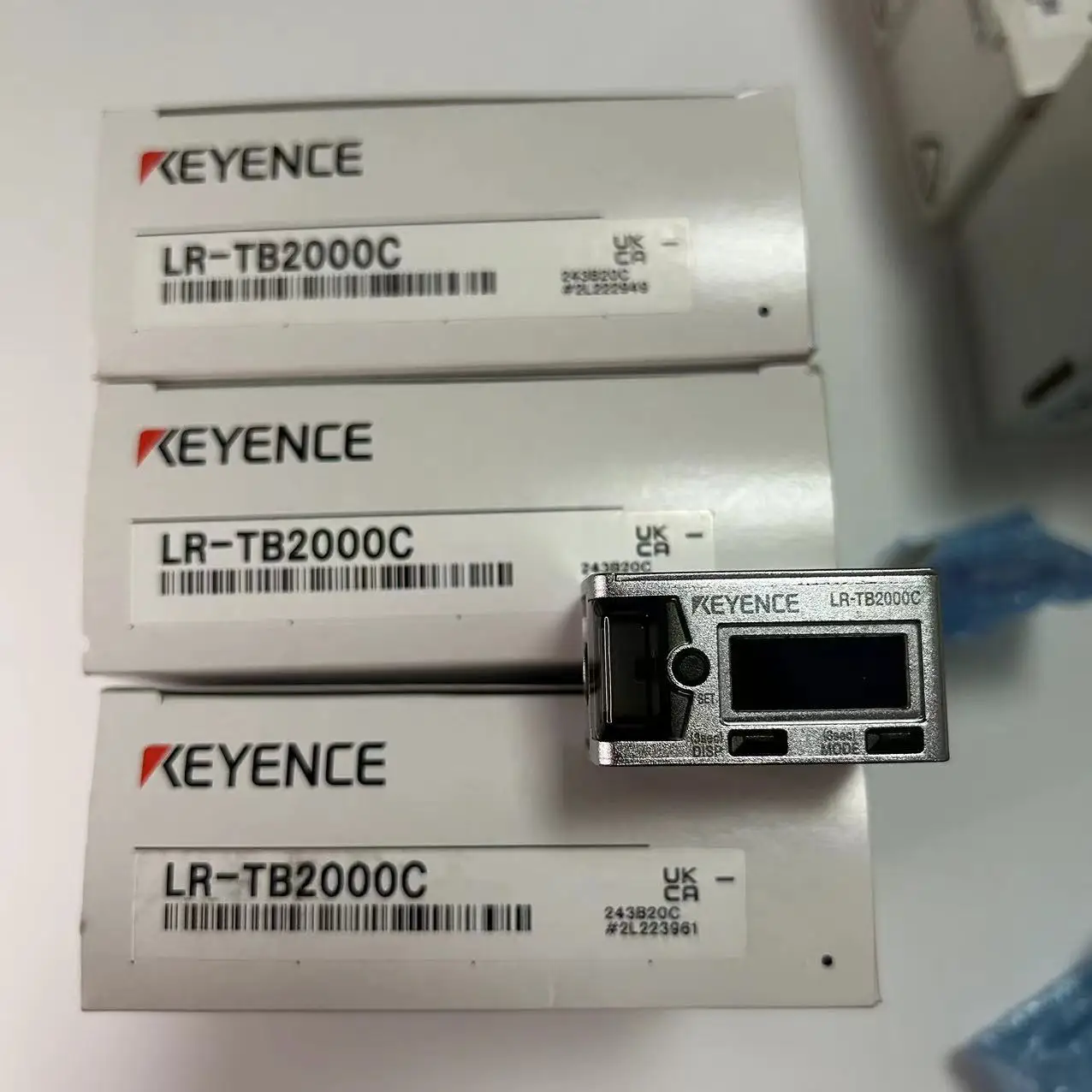 Japan Keyence LR-TB2000C Laser Sensor - Reliable Performance
