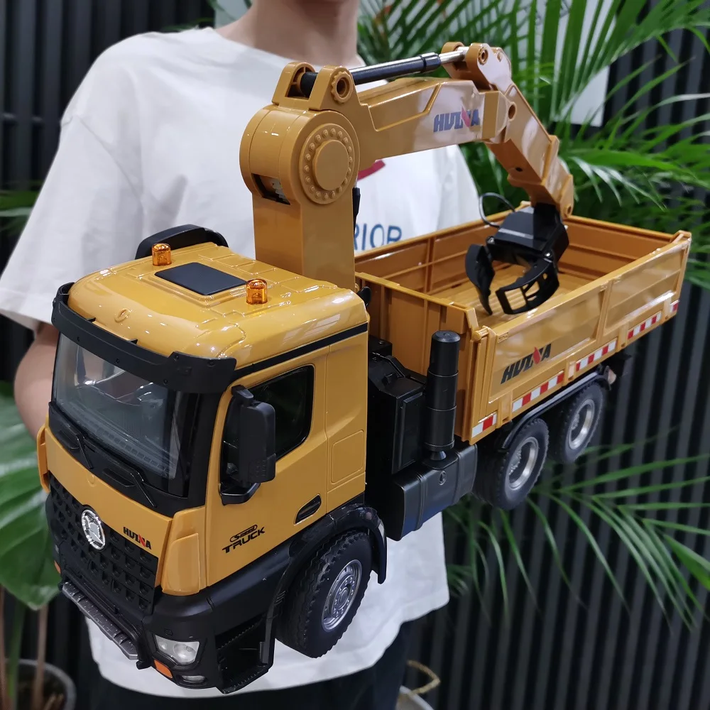 HUINA 1575 RC Truck - 1/14 Scale Electric Engineering Vehicle