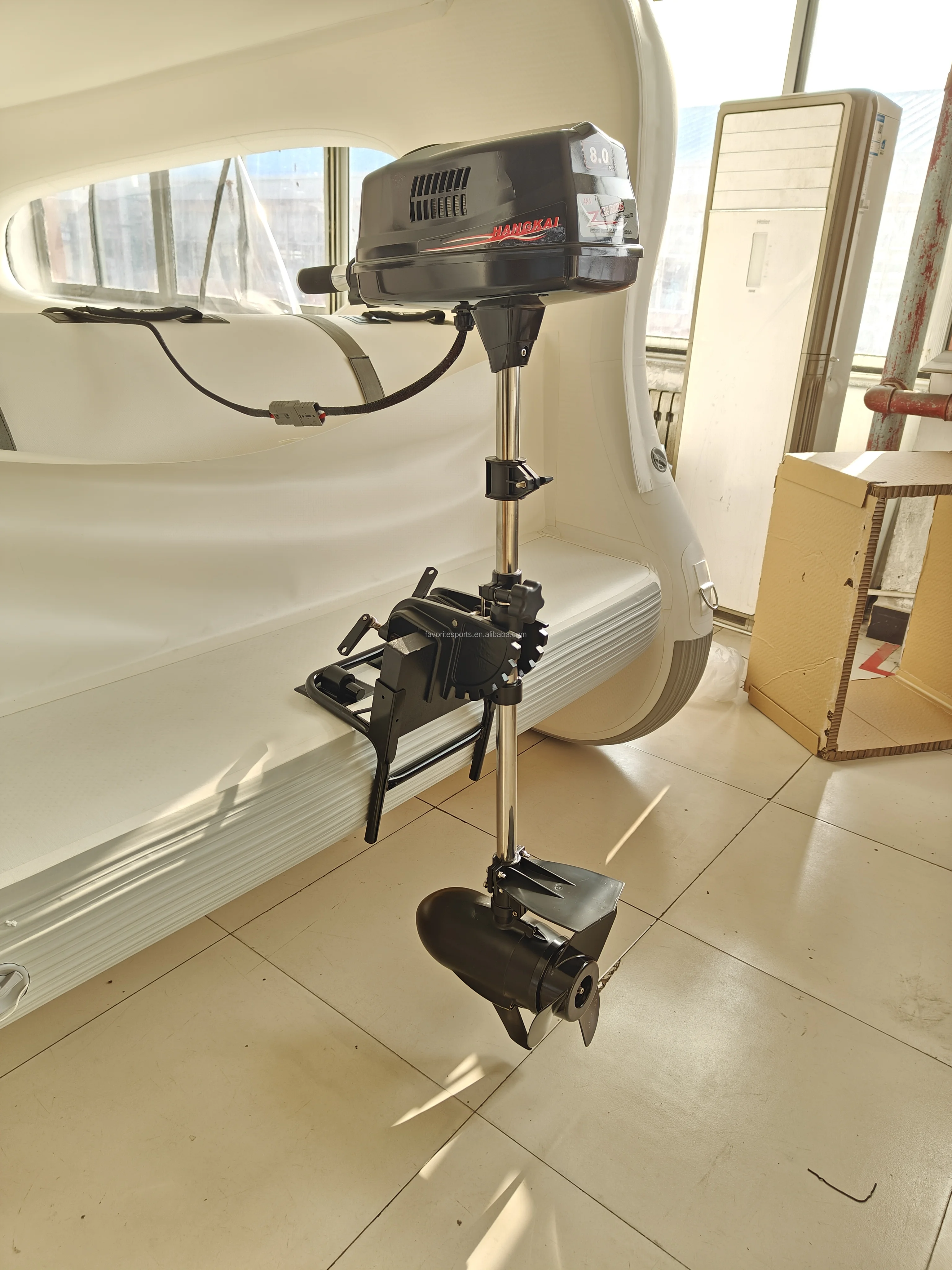 Spatium Electricat The Sunpowered Fun Powered Catamaran Cruising