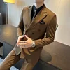 Colore del caffè (vestito + pantaloni)