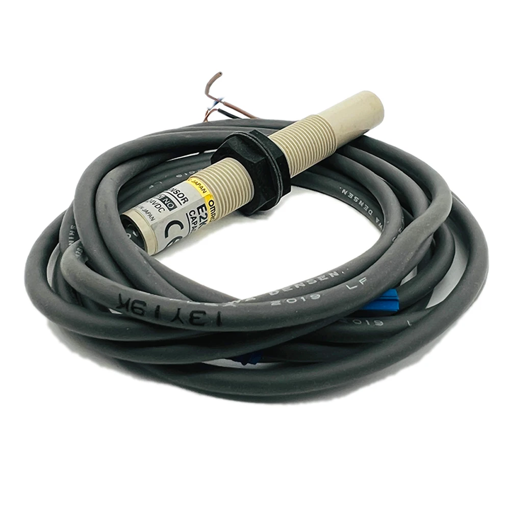 Sensor Capacitivo de Rosca de Uso General E2K-X4ME1 E2K-X4MF1 Sensor de Proximidad Cilíndrico de 2M E2K-X