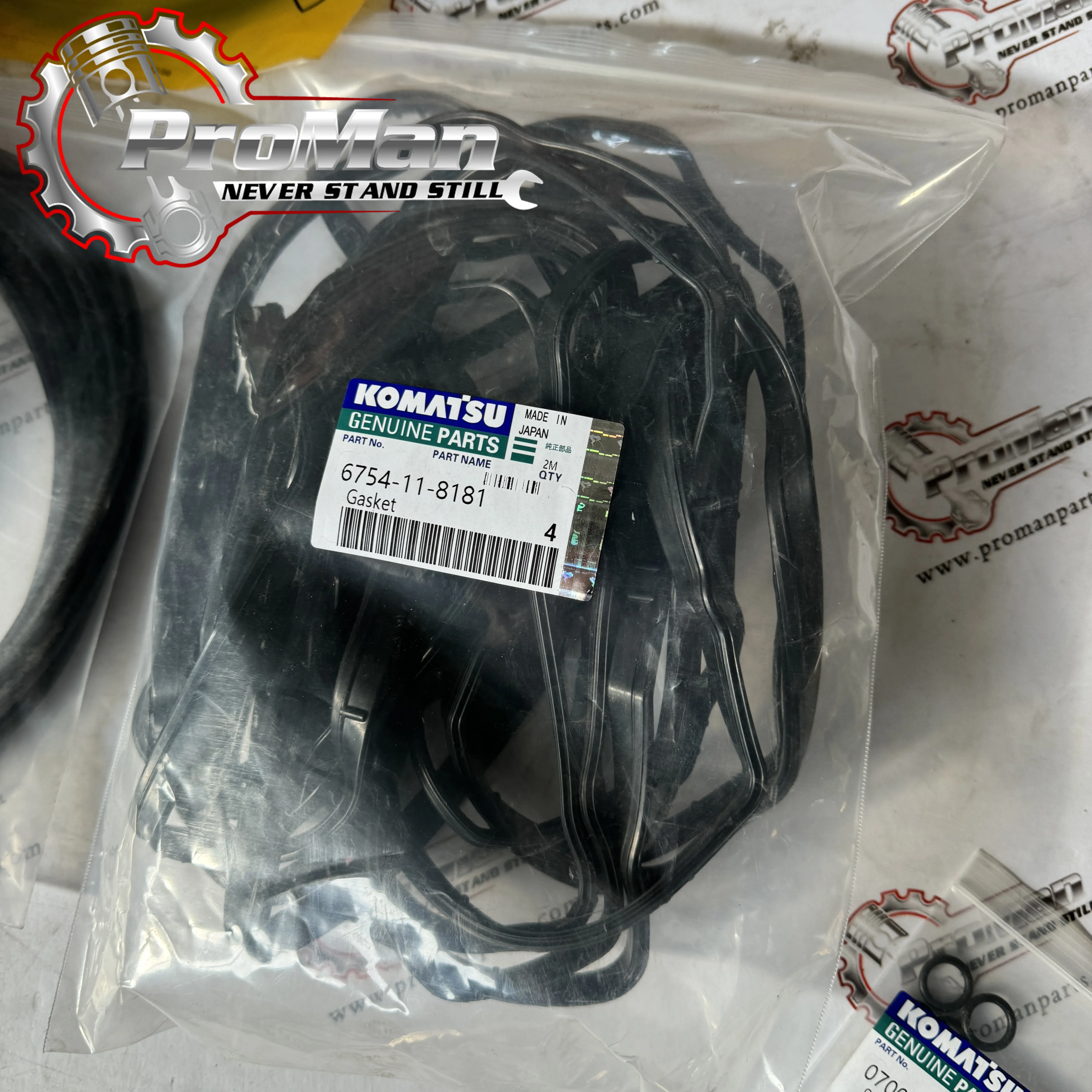 追加決済用　チップ Amazon.com: SINOCMP 6754-71-1310 Fuel Injection Pump for Komatsu