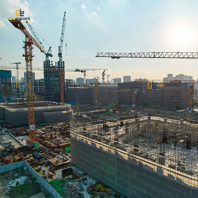 TopKit Tower Crane Qtz160 Qtz250 7030 10 Tons 70m Mast 1.2m 18 Tons Hammerhead Tower Crane for Construction Site