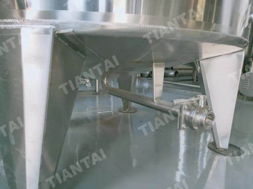 Wine containers, stainless steel wine containers manufacturing Italian wine  containers manufacturing suppliers distributor, wine storage barrel  manufacturing USA market vendors Italian wine customized tank stainless  steel containers manufacturing supplies