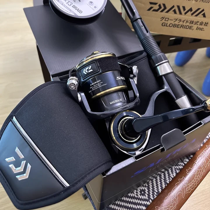 Original DAWA SALTIGA Fishing Spinning Reel MAG SEALED & AIR ROTOR 27KG MAX  Drag Fishing Reel Spinning Long Casting Fishing Reel