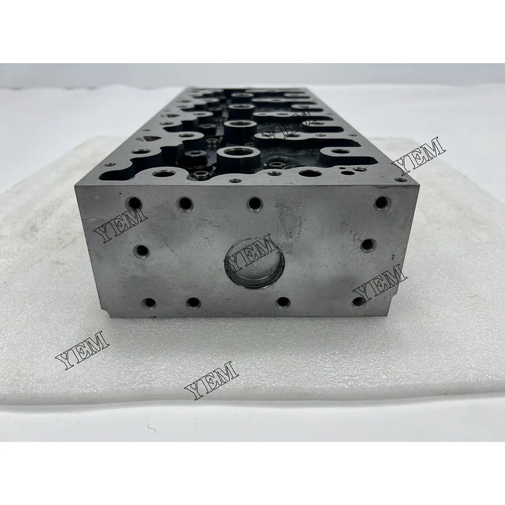Excavator Engine Part D24 150113-00321F Cylinder Head for Doosan Cylinder Head