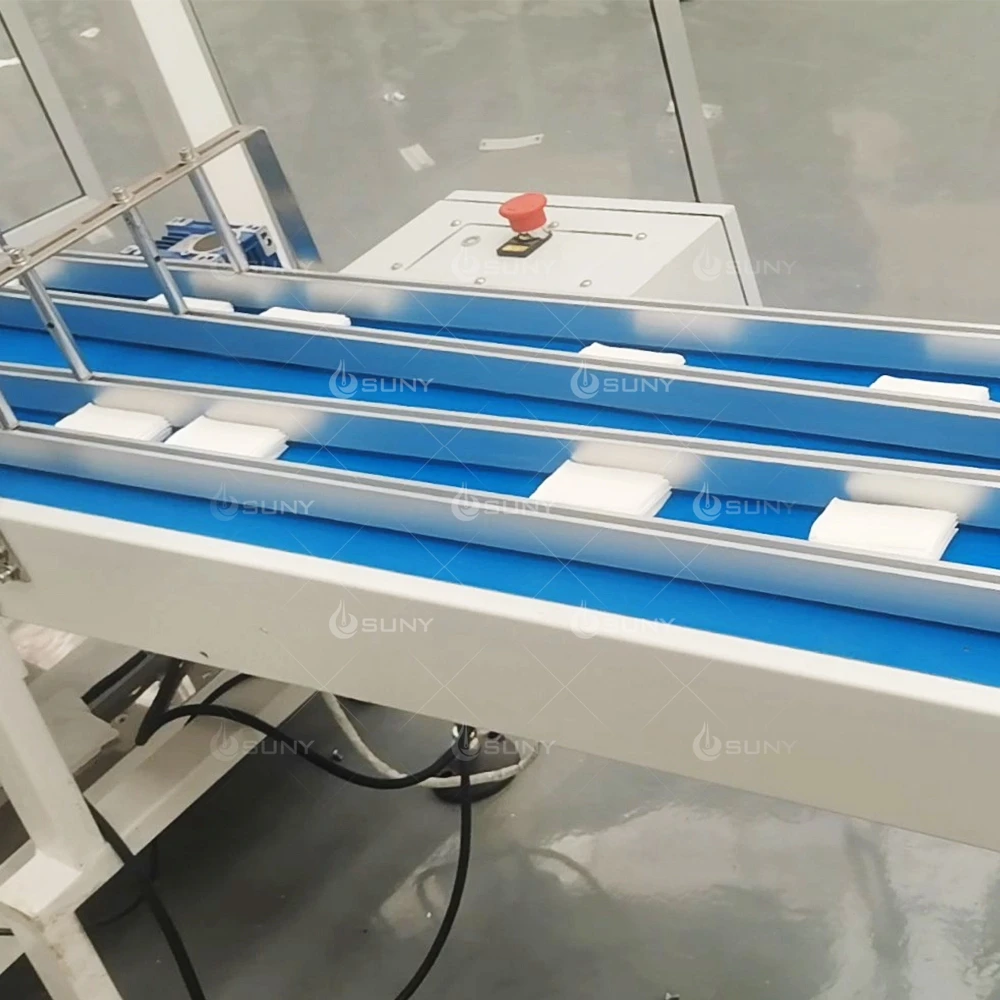 Full Automatic New Design 8Pcs Per Pack Wet Toilet Paper Making and Packaging Machine