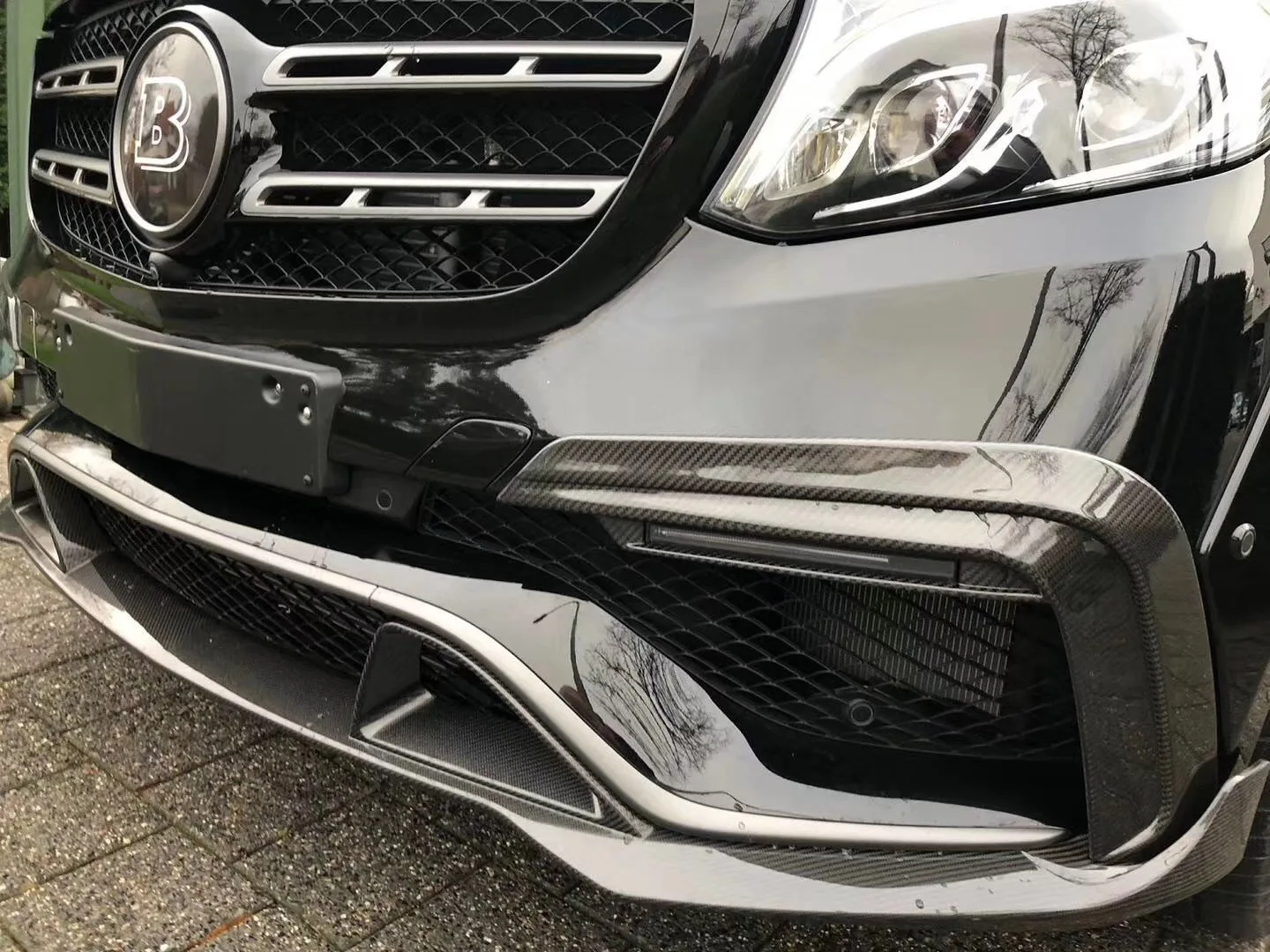 BS Style Carbon Fiber Body Kit Is Suitable for Mercedes Benz GLS63 AMG X166 Bumper Carbon Fiber Front Lip Rear Diffuser Vent