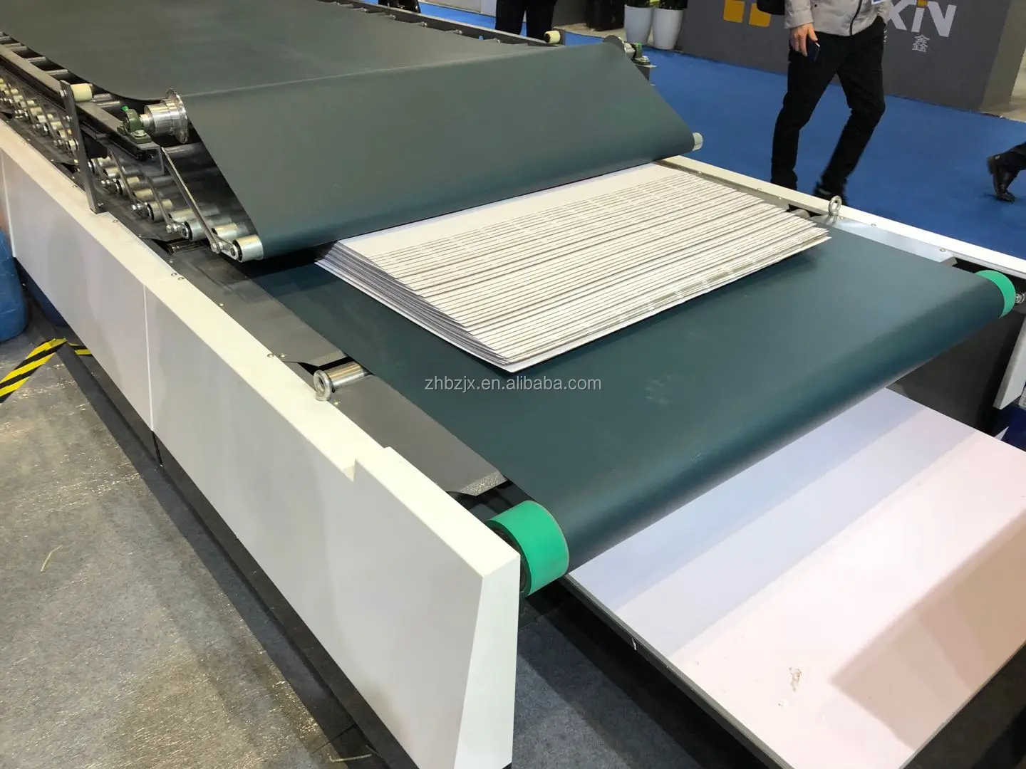 ZHENHUA Boxes Single Face Corrugated Paperboard Laminator Flute Laminating Machine Semi Automatic