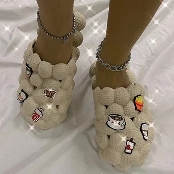 Fashion Shoes for Girls Unisex Slippers Closed Toe Spring Summer Slides Cartoon Sticker Decorations Women Shoes Sandal