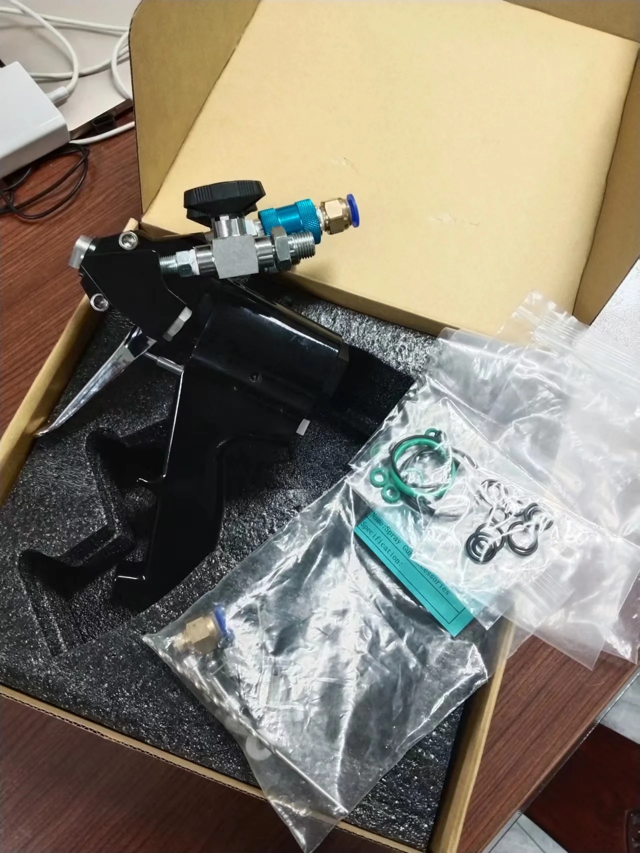 Small Polyurea Spray Machine for EPS Sculpture