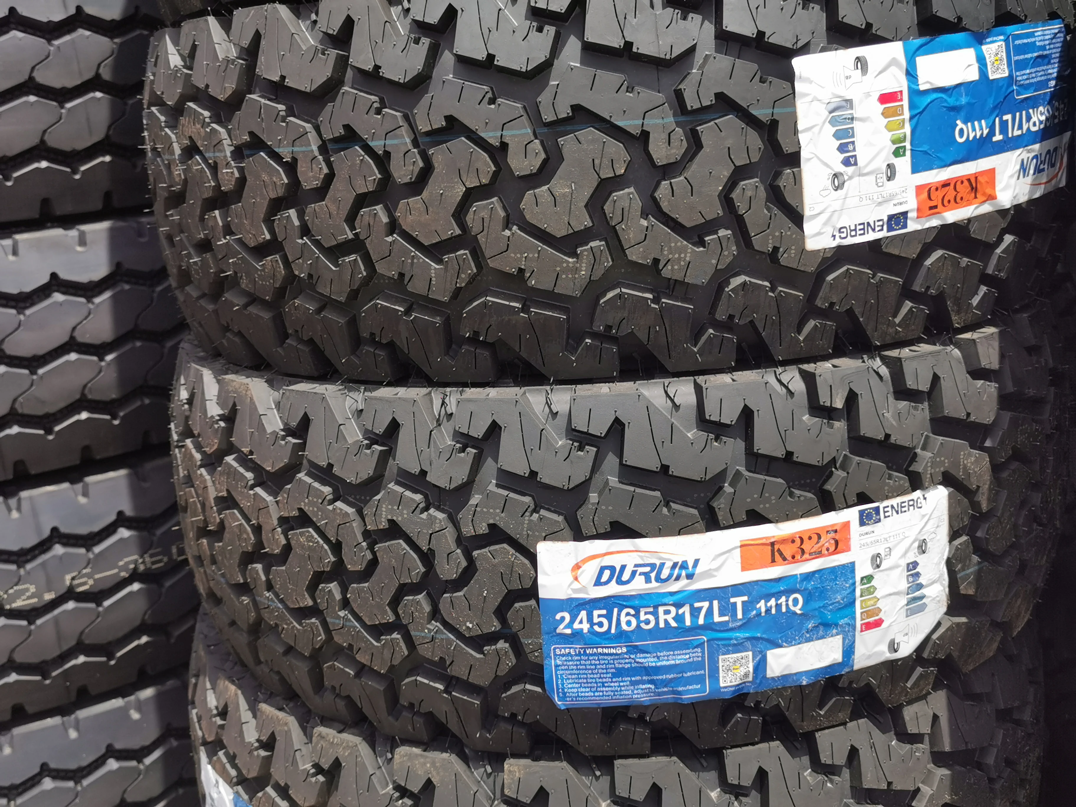 デュラン オールテレインタイヤ 225/70R16LT ホワイトレター 80,000km保証