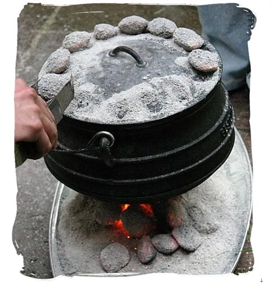 West African Traditional Cooking Pots With Lids sizes 1 1/2,2,3,4