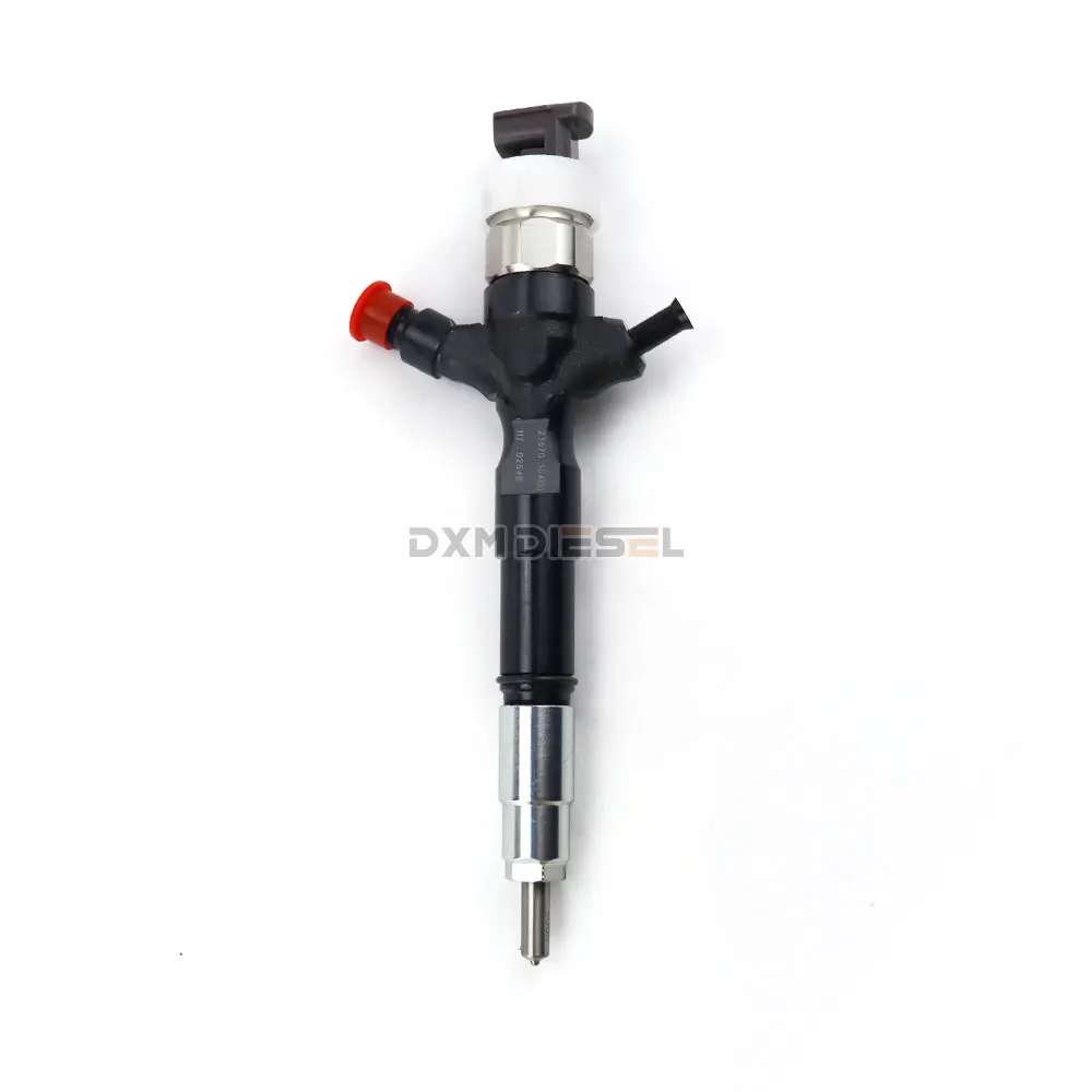 DXM 23670-30400  Diesel Engine Auto Parts Common Rail Injector 23670-30400