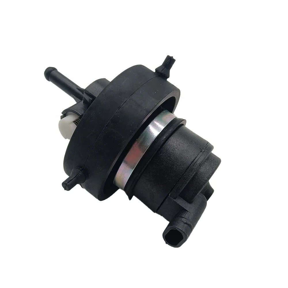 High Performance Auto Part Fuel Pump for Nissan 17042-V7300