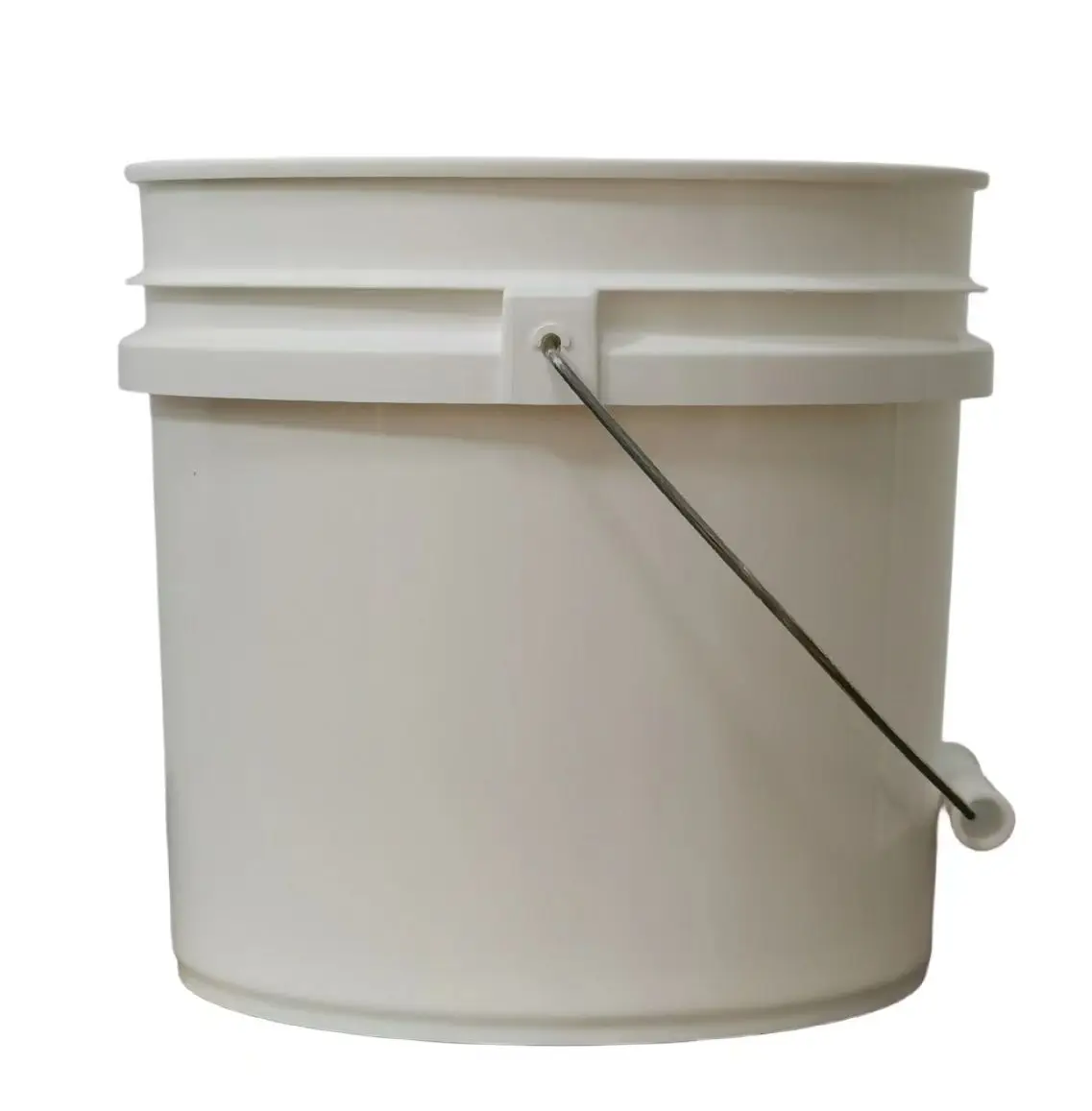 1 Gallon Ice Cream Buckets With Lids 135 oz White Round Plastic Bucket Food Storage Containers Cocktail Rum Buckets