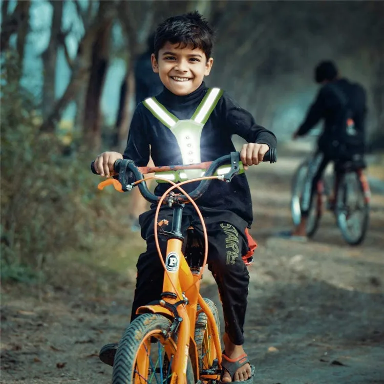 Оптовая продажа, светоотражающая сетчатая Защитная жилетка для бега с логотипом на заказ