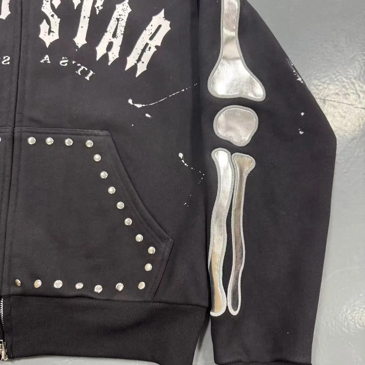 Streetwear Custom Boxy 420 Gsm Rhinestone Zip Men Hoodie Acid Wash High Quality Heavyweight Cotton Distressed Zipper Hoodies gallery 3