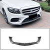 Style sportif aspect carbone