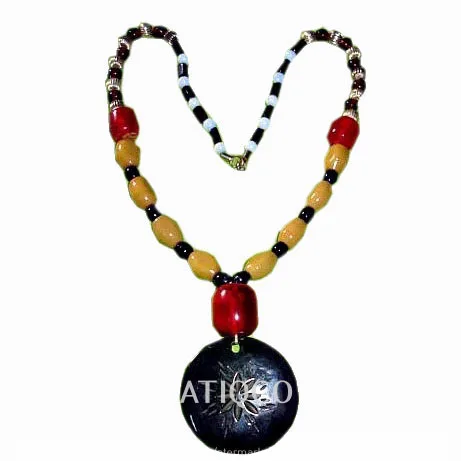Best Selling Indian Resin Jewelry Necklace Modern Stylish Trendy Style with Smart Locket Beads Chain