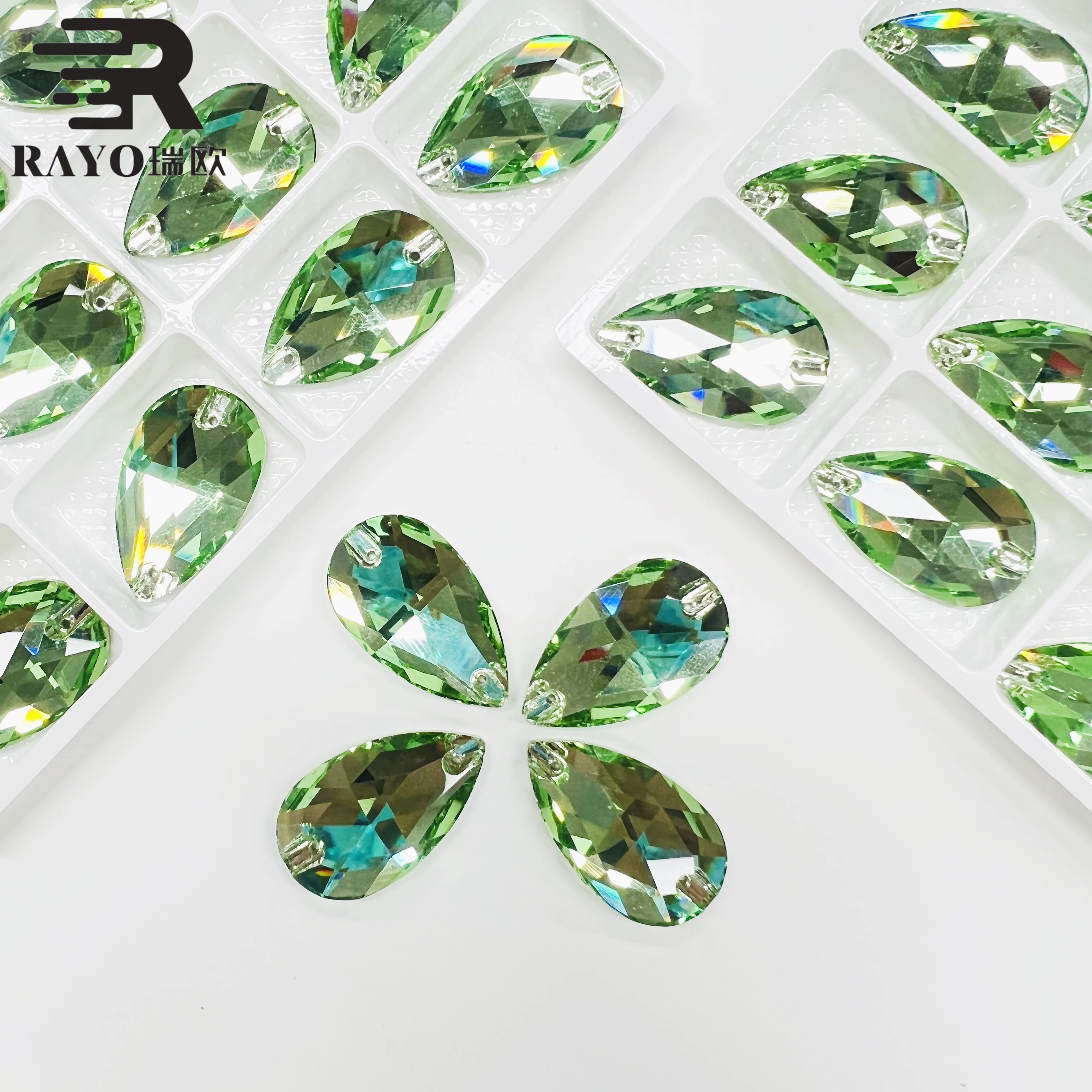 Factory Wholesale Diy 2 Hole Flatback Glass Crystal Drop Heart Shapes