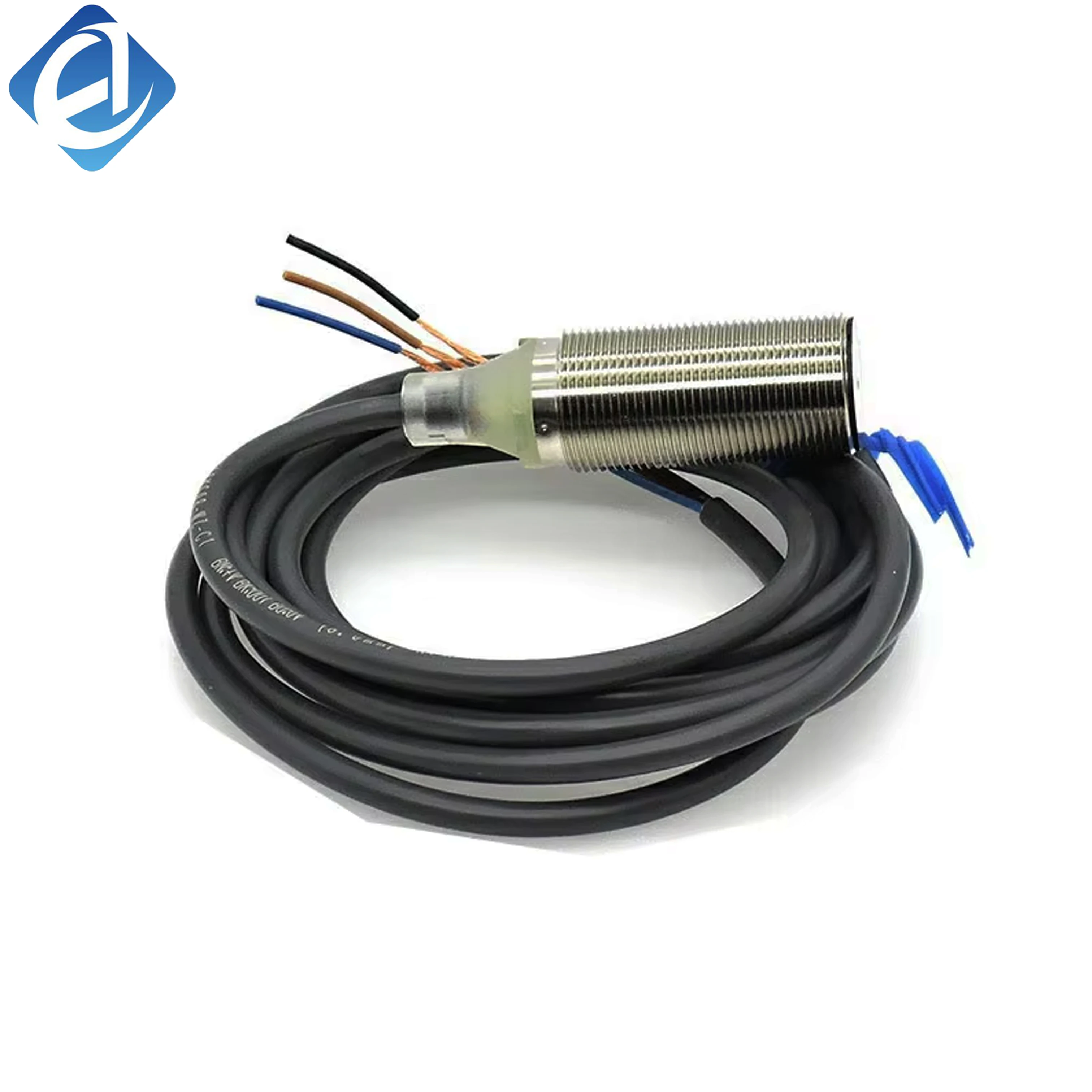 Nuwe oorspronklike E2B-M30KS15-M1-C2 Omron E2B-reeks induktiewe nabyheidssensor, vir metaalvoorwerp-opsporing, limietposisionering en werkstukteling in industriële outomatisering.