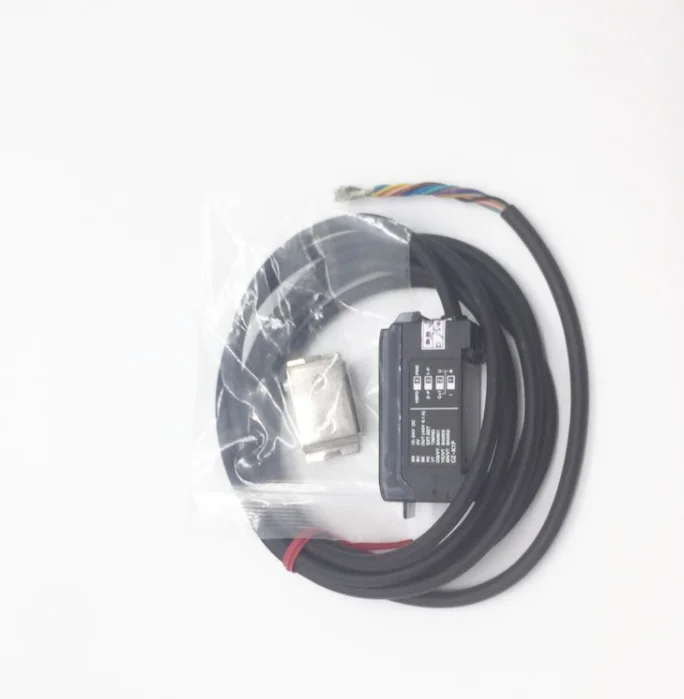 Amazon.co.jp: アンプ内蔵型CMOSレーザセンサ LR-ZH500N LR-Z