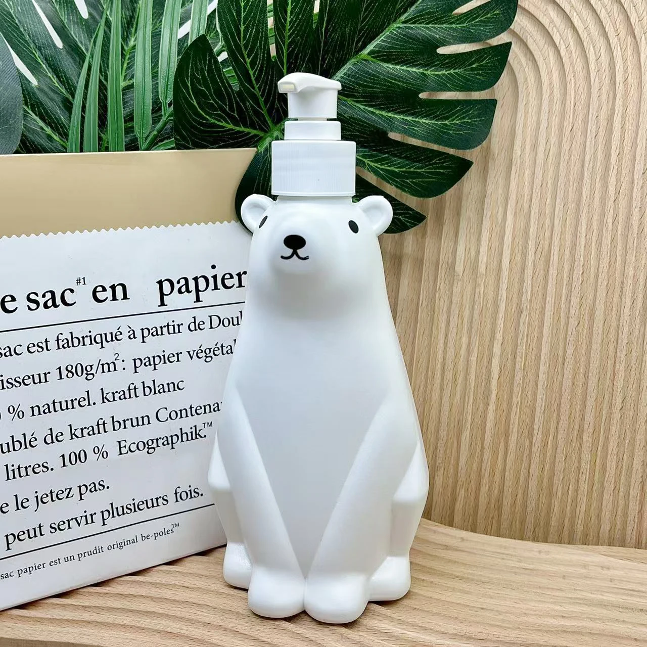 product creative 450ml empty press bottle polar bear design shampoo body wash hand sanitizer dispenser polished surface facial cleanser-30