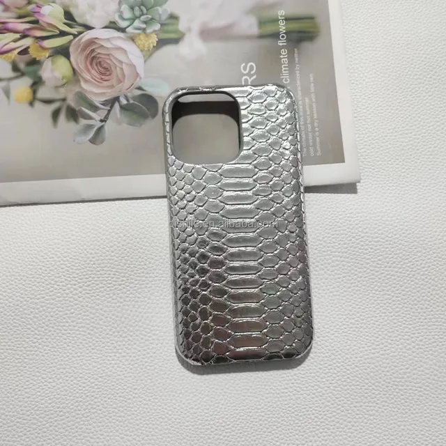 High-end Snakeskin Pattern Protective Phone Case, Latest Trendy Style, Suitable for iPhone 17 Pro Max 16 15 14 Phone Cases.