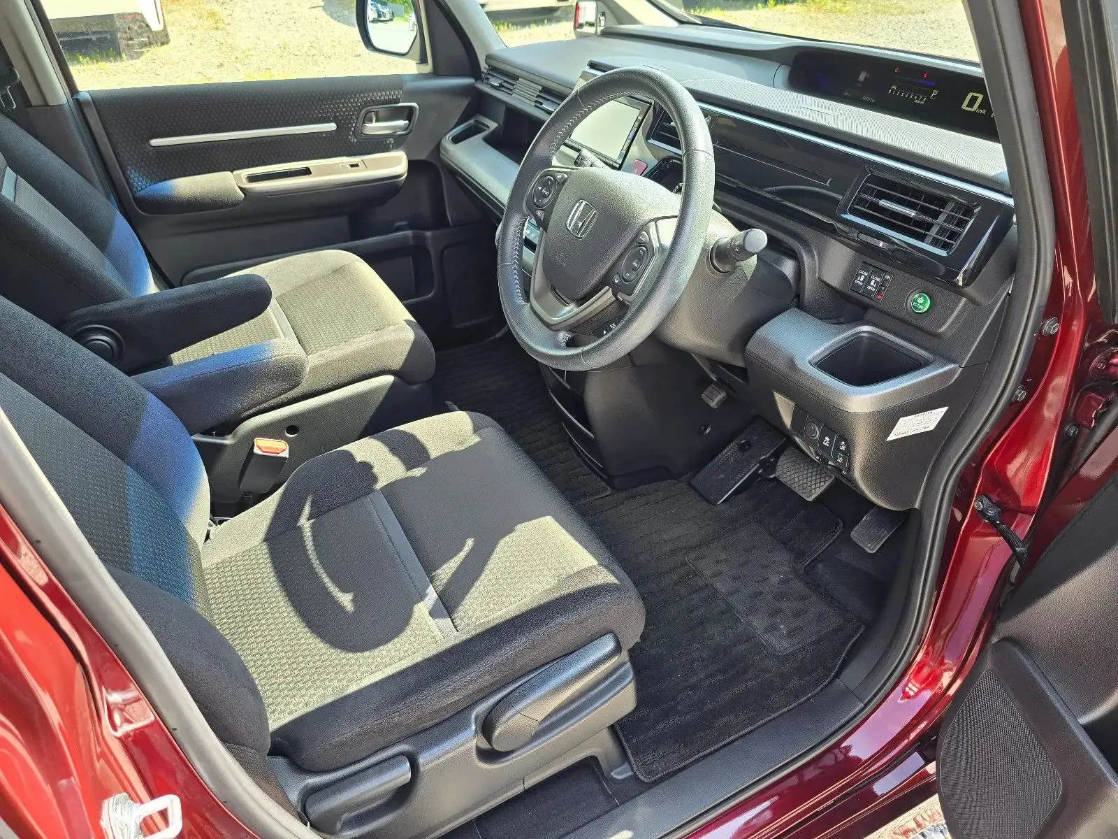 TOP PERFORMANCE FOR Used Hondas STEPWGN StepWagon Van Available for Delivery