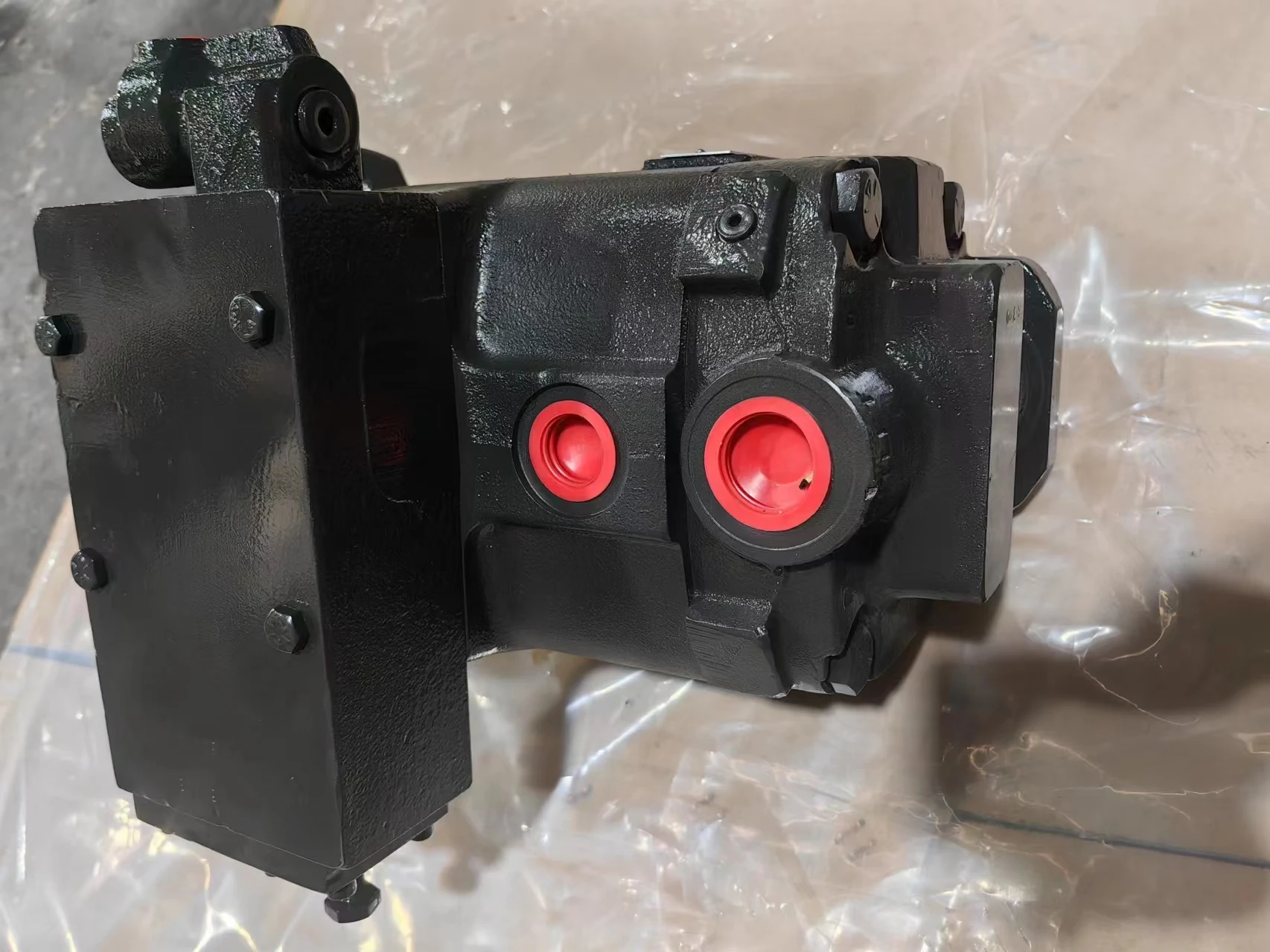 Hot Sell at Piston Oil Pump AT428960 AT180926 AT197383 AT302661 AT353936 High Pressure Variable Hydraulic Piston Pump
