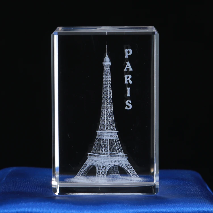 Neues Design Professionelle individuelle Kristallgeschenke Eiffelturm Paris Berühmtes Gebäude 3D-gravierte Kristallgeschenke