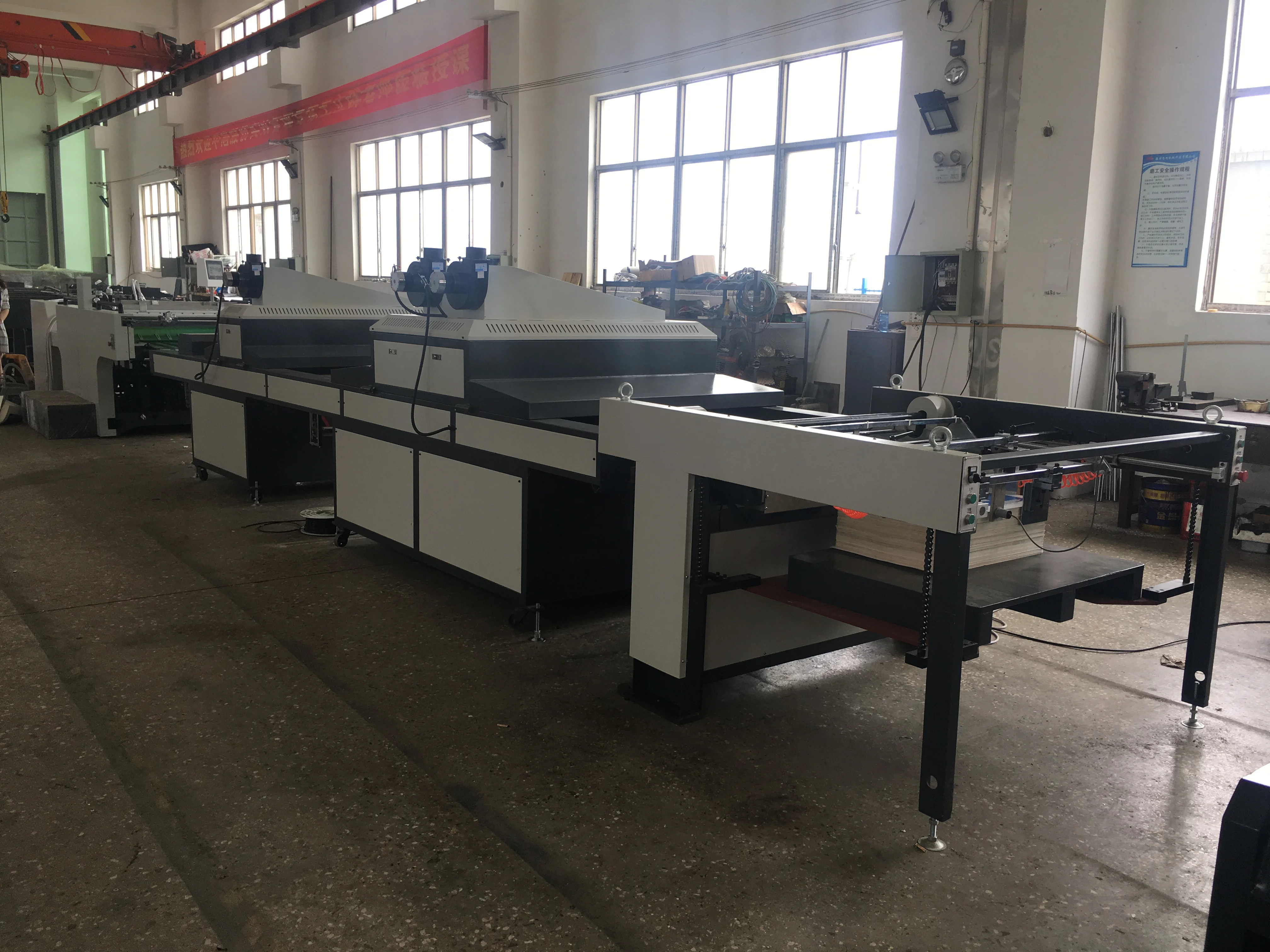 Full Automatic Rotary Screen Printing Machine Spot UV Varnishing Coating Machine for Postcards