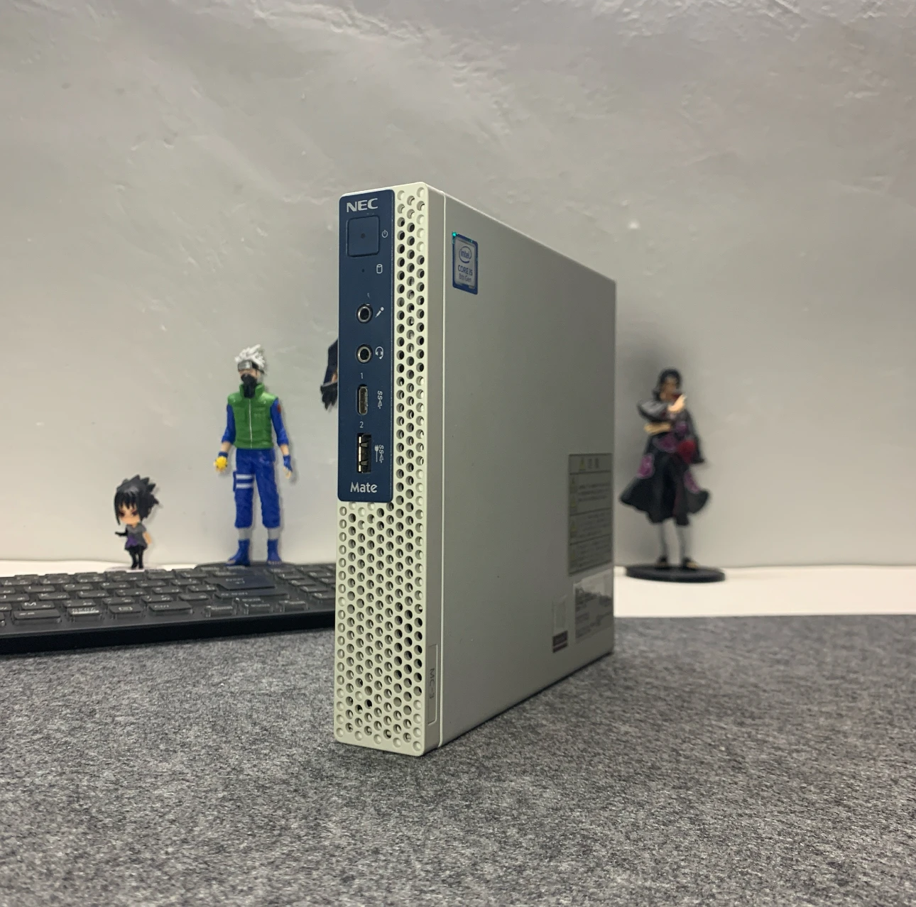 Mini PC with 7th Gen Dual Core Processor - 8G RAM, 256G SSD