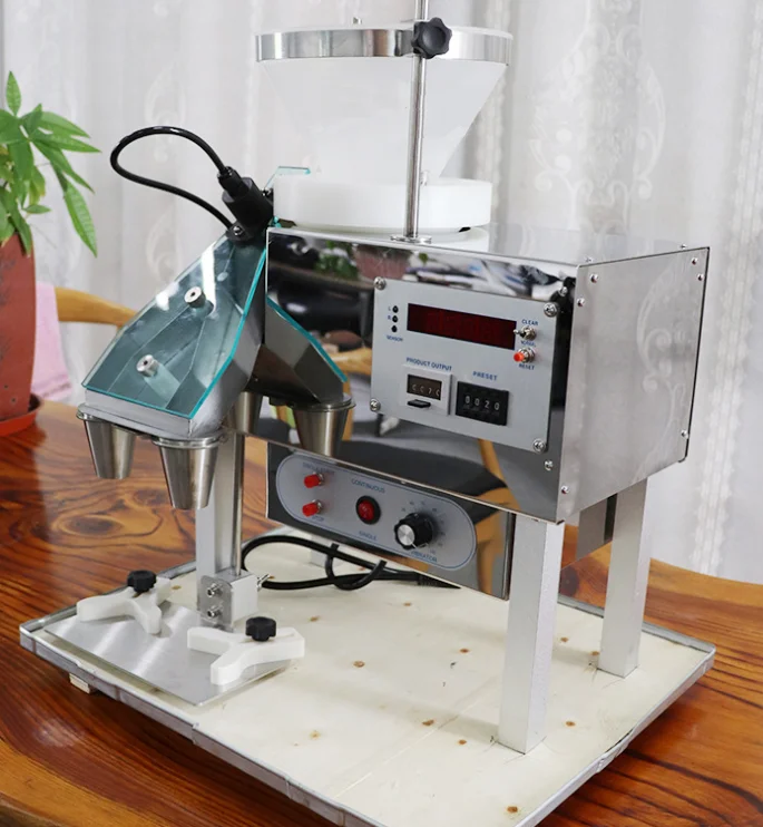 Desktop mini small pill tablet counting machine,pill counter,capsule counting machine.png