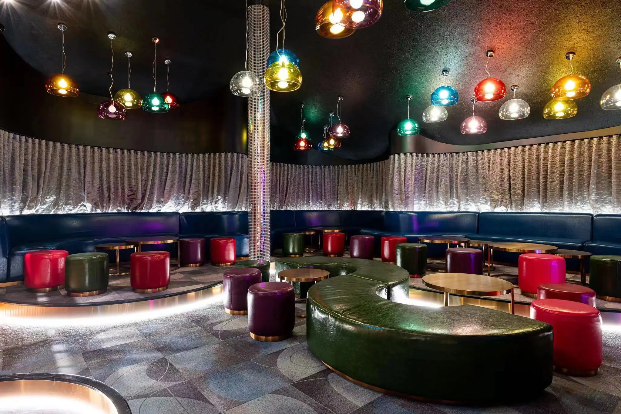 Curved Restaurant Booths Designs Wood Pu Leather U Shape Round Booth ...