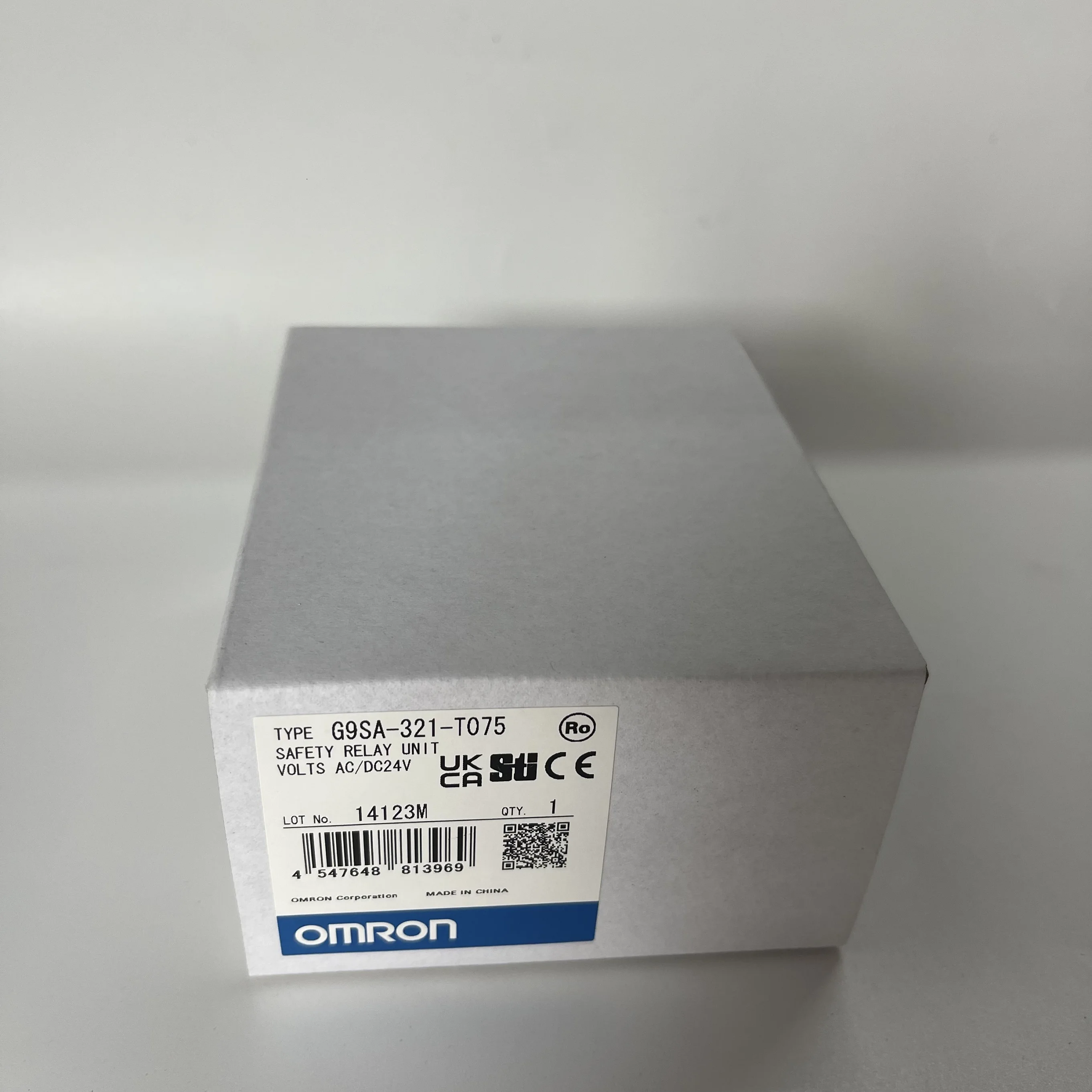 OMRON Safety Relay Unit G9SA-321-T075 OMRON Safety Relay Unit G9SA-321-T075