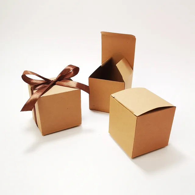 Luxury 5.5*5.5*5.5cm Wedding & Party Gift Box with Ribbon Embossed Small Candy Box for Exclusive Presentation